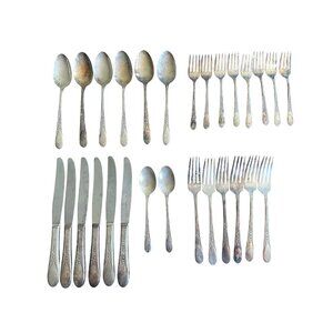 Vintage 1941 Wm Rogers Mfg Co Silverplate Flatware 28 Pcs Priscilla Lady Ann